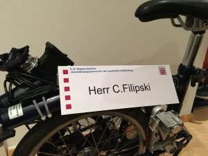 Faltrad mit Namenschild